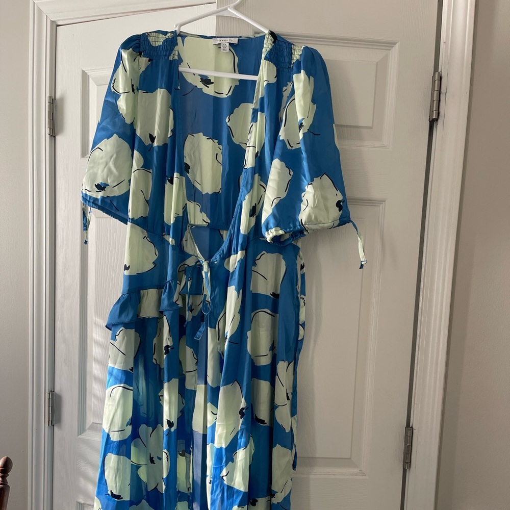 Top shop robe or cover up